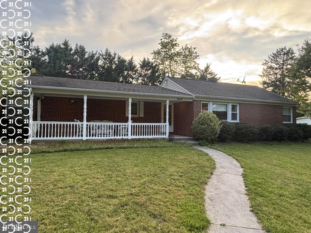 downt 「downt」 7416 CENTRE STREET, SYKESVILLE, MD, 21784 | CENTURY 21 New Millennium